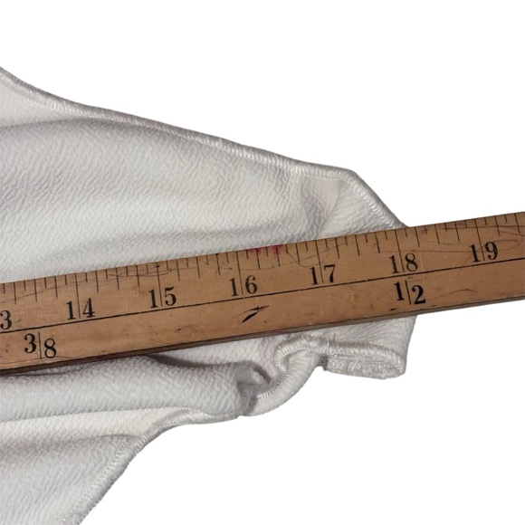 Show me your MuMu Gidget Bodysuit White Size Medium - Picture 12 of 13